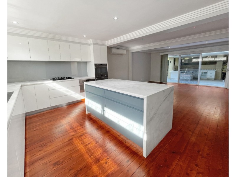 3 Londonderry Drive, Killarney Heights NSW 2087