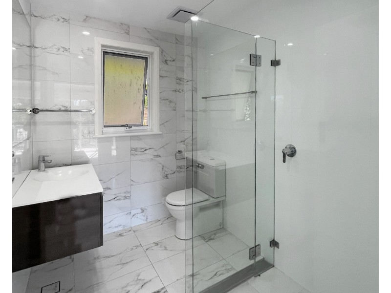 3 Londonderry Drive, Killarney Heights NSW 2087