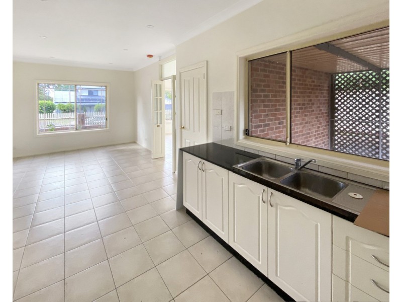 1A Bowman Avenue, Frenchs Forest NSW 2086