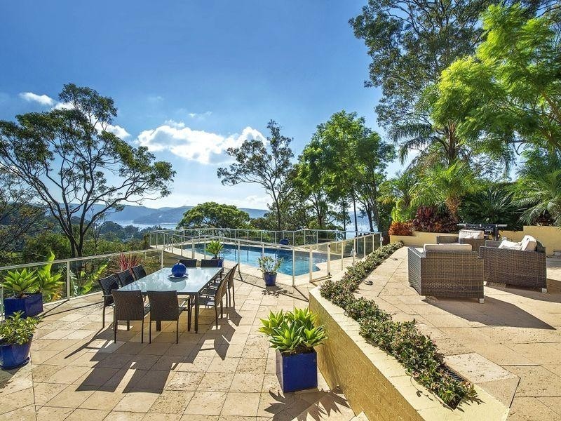 2 Pindari Crescent, Bayview NSW 2104