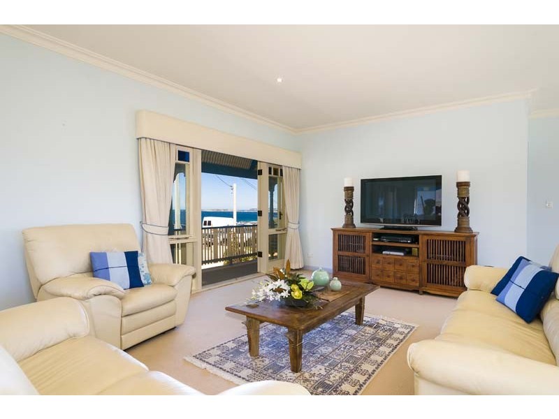 62 Narrabeen Park Parade, Warriewood NSW 2102