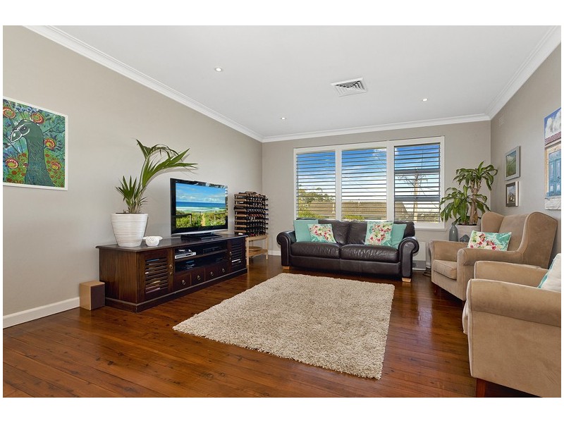 8 Finian Avenue, Killarney Heights NSW 2087