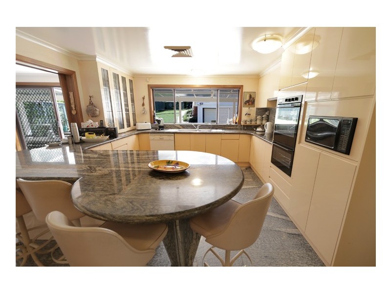 8 Tyrone Avenue, Forestville NSW 2087