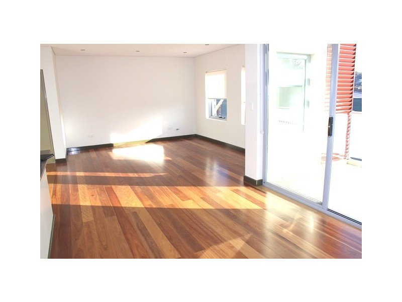 10/16 Ocean Street, Narrabeen NSW 2101