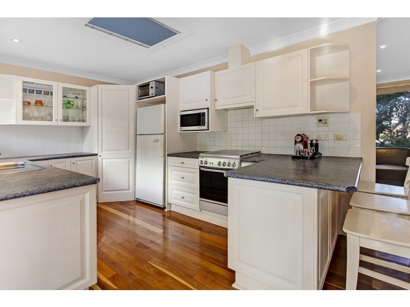 7 Bernie Avenue, Forestville NSW 2087