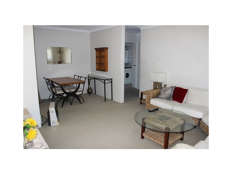 9/14 Robertson Street, Narrabeen NSW 2101