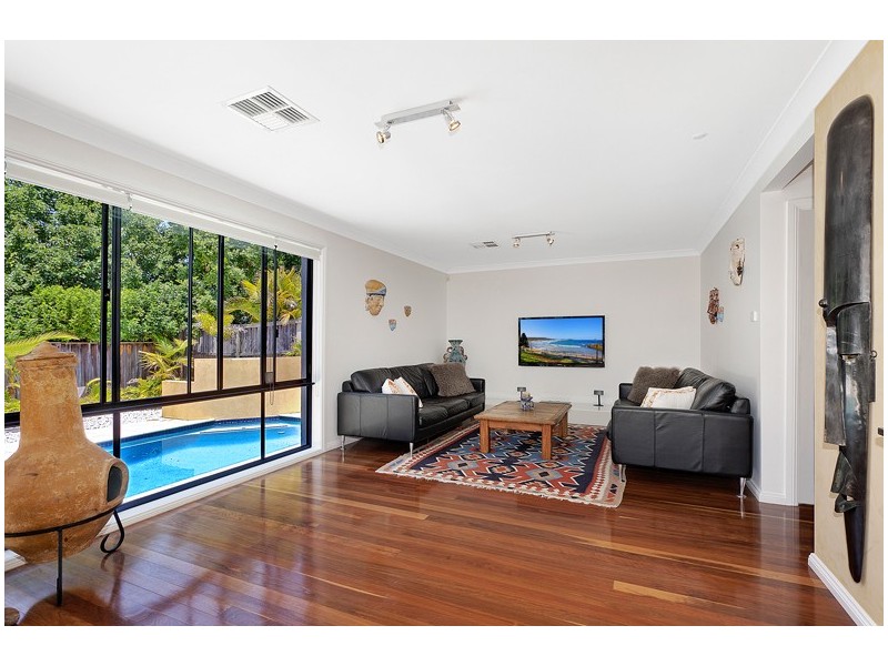 8 Simpson Street, Belrose NSW 2085