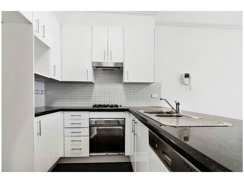 40/788 Bourke Street (aka 7 Crystal St), Waterloo NSW 2017