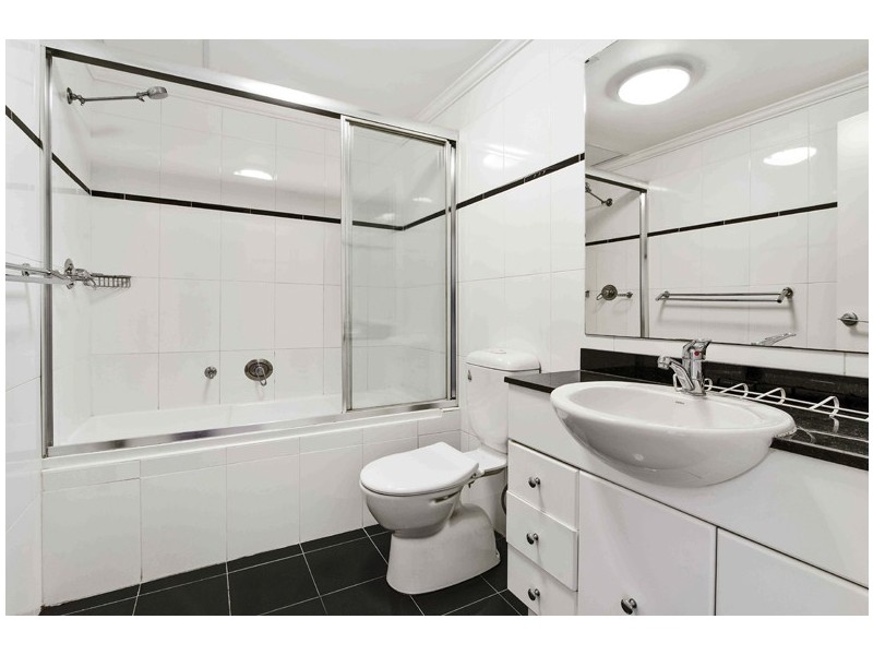 40/788 Bourke Street (aka 7 Crystal St), Waterloo NSW 2017