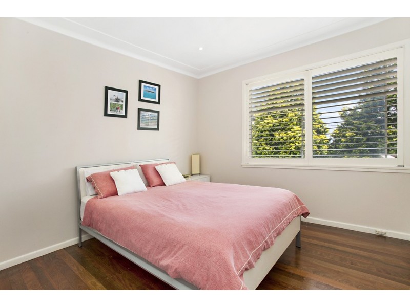 1 Karingal Crescent, Frenchs Forest NSW 2086