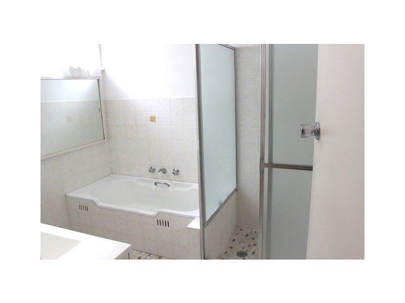 28 Connemara Avenue, Killarney Heights NSW 2087