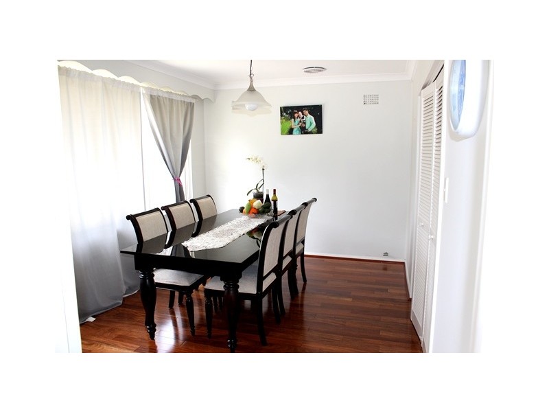 28 Dundilla Rd, Frenchs Forest NSW 2086