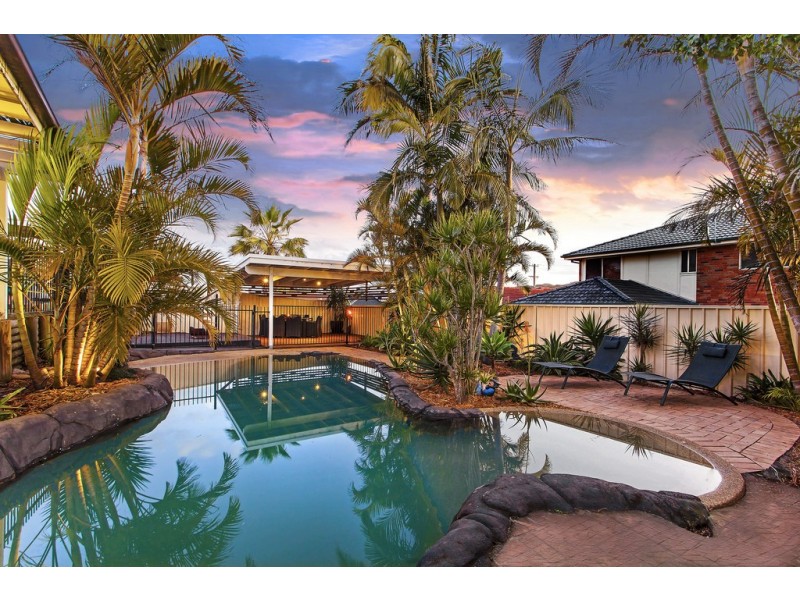 15 Scarborough Place, Bateau Bay NSW 2261