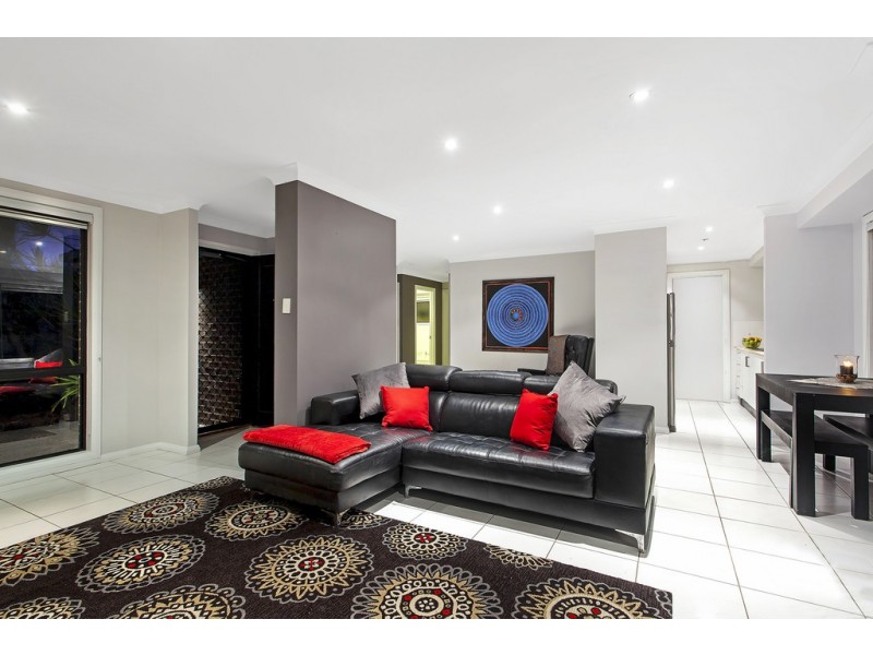 15 Scarborough Place, Bateau Bay NSW 2261