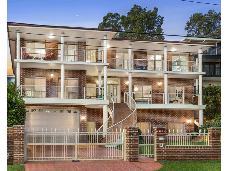 114 Killarney Drive, Killarney Heights NSW 2087