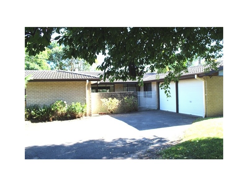 13 Stroud Place, Belrose NSW 2085