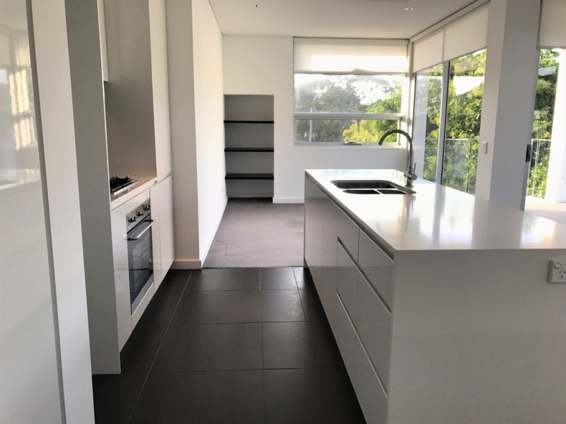 306/25 Goodwin Street, Narrabeen NSW 2101