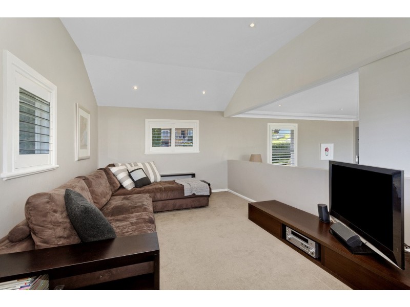 10 Churchill Crescent, Allambie Heights NSW 2100