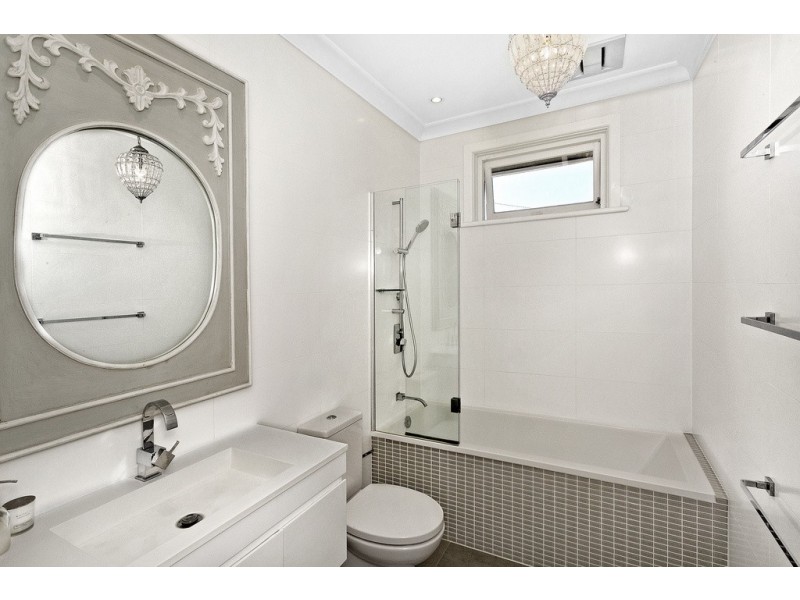 10 Churchill Crescent, Allambie Heights NSW 2100