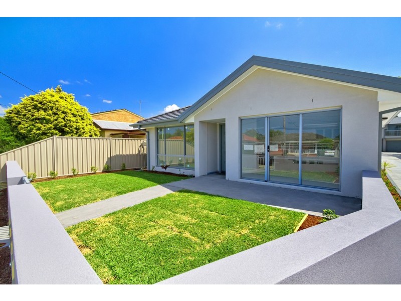 1-11/111 Burge Road, Woy Woy NSW 2256