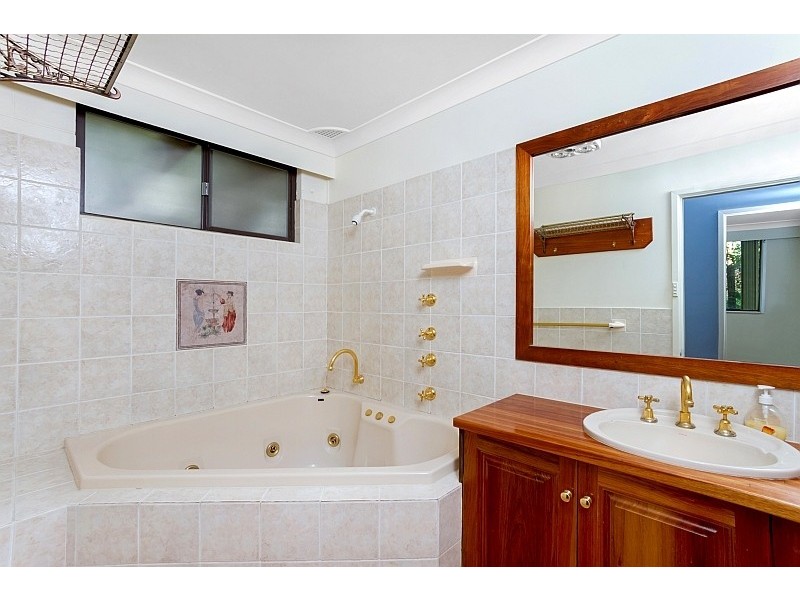 48 Shoalhaven Drive, Woy Woy NSW 2256