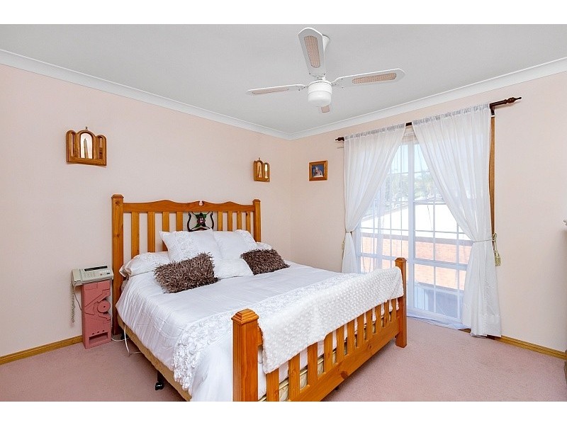 23 Warrina Avenue, Summerland Point NSW 2259