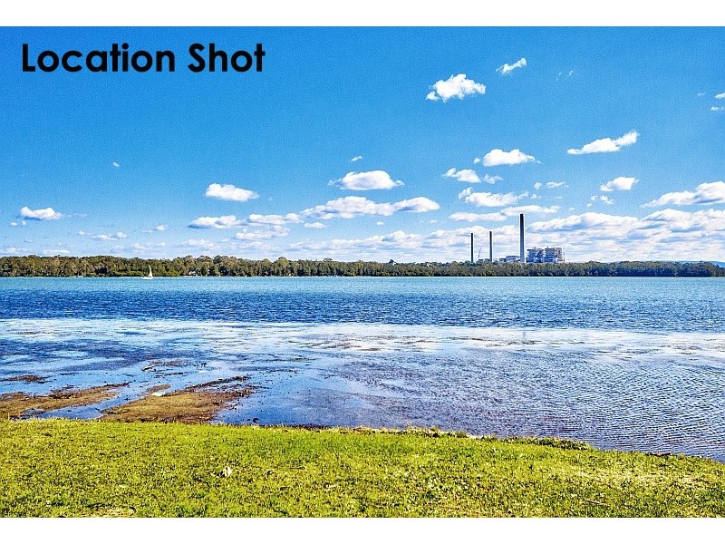 23 Warrina Avenue, Summerland Point NSW 2259