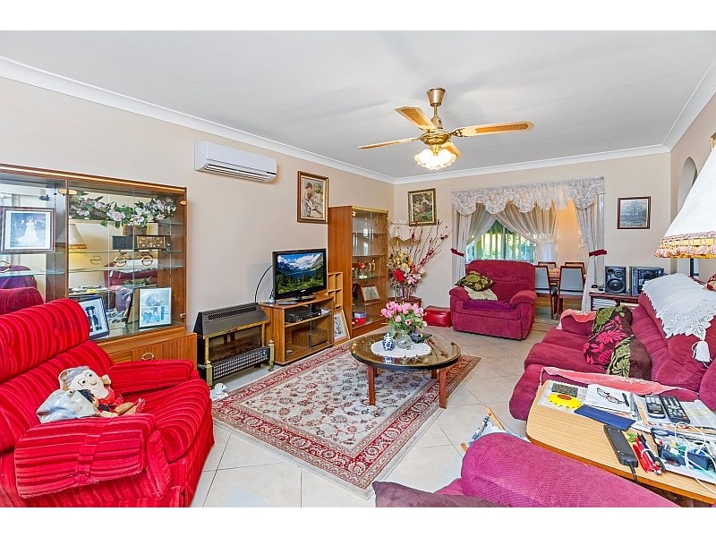 42 Carpenter St, Umina Beach NSW 2257