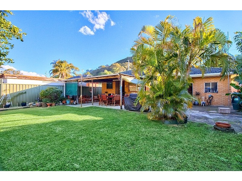 42 Carpenter St, Umina Beach NSW 2257