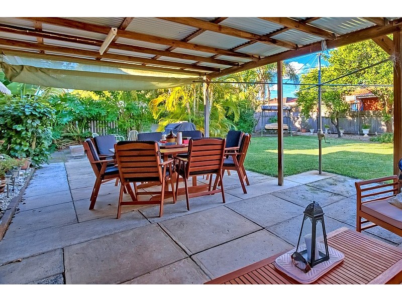 42 Carpenter St, Umina Beach NSW 2257
