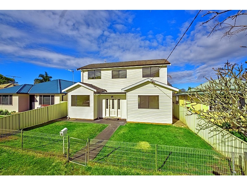 20 Dunalban Avenue, Woy Woy NSW 2256