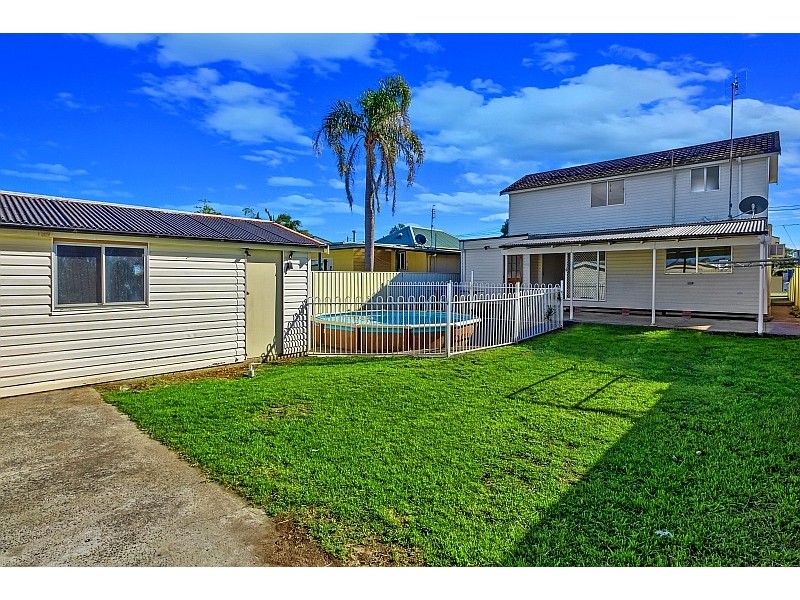 20 Dunalban Avenue, Woy Woy NSW 2256