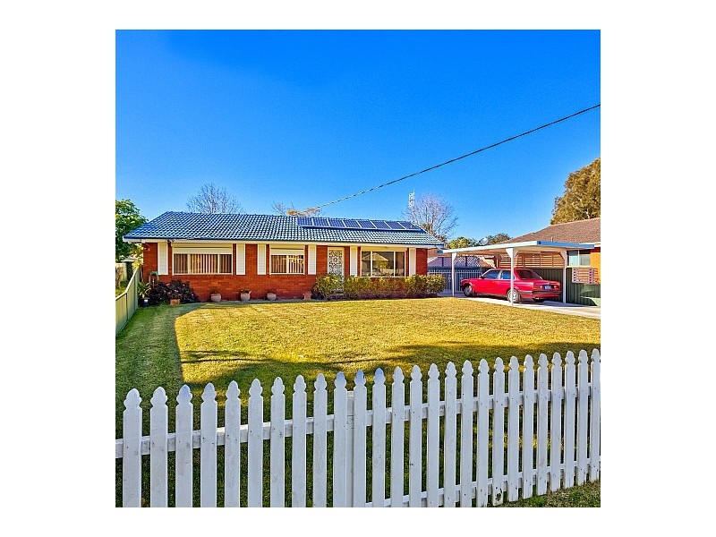 18 Norma Crescent, Woy Woy NSW 2256