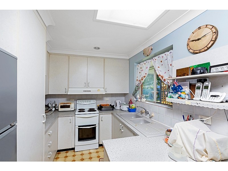 18 Norma Crescent, Woy Woy NSW 2256