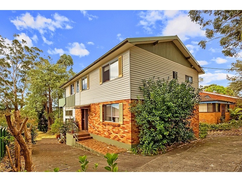35 Hillcrest road, Empire Bay NSW 2257