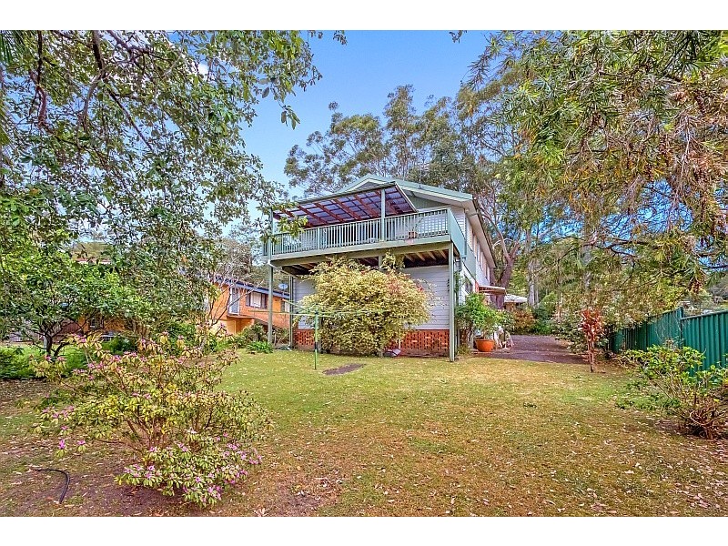 35 Hillcrest road, Empire Bay NSW 2257