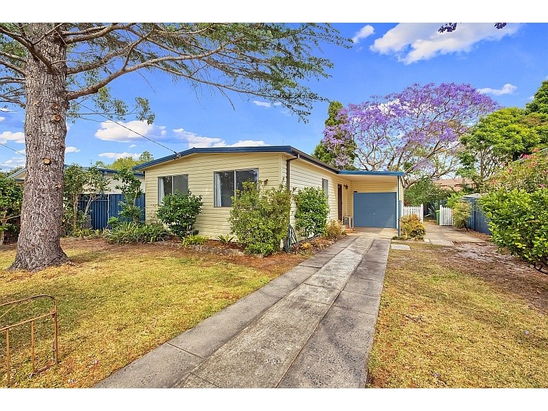 12 Pratley Street, Woy Woy NSW 2256