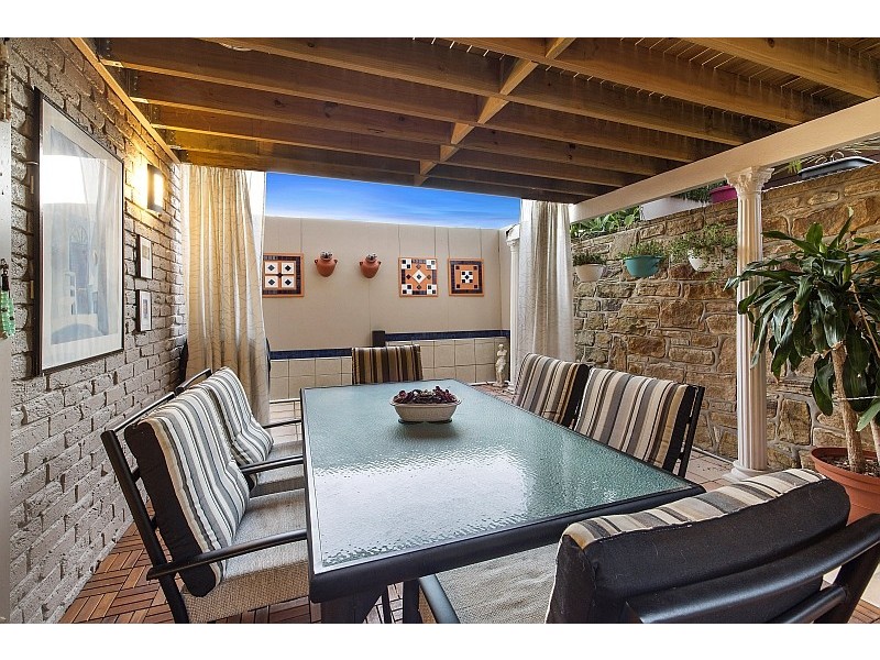 85 Daley Avenue, Daleys Point NSW 2257