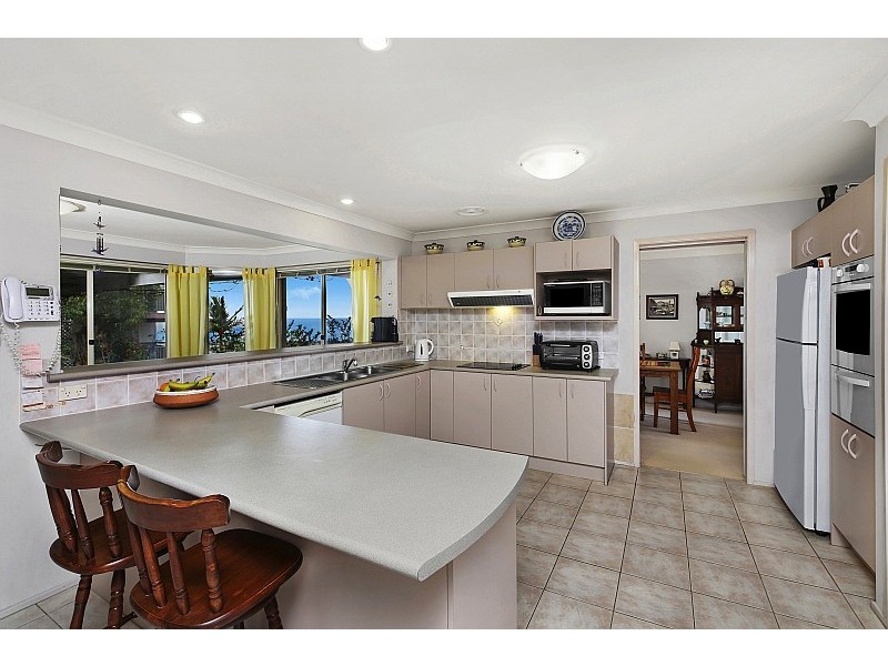 9 The Palisade, Umina Beach NSW 2257
