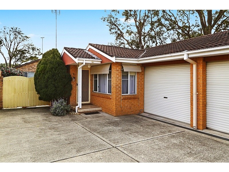 2/22 Boronia Avenue, Woy Woy NSW 2256