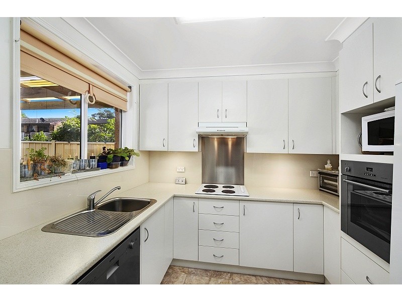 2/22 Boronia Avenue, Woy Woy NSW 2256