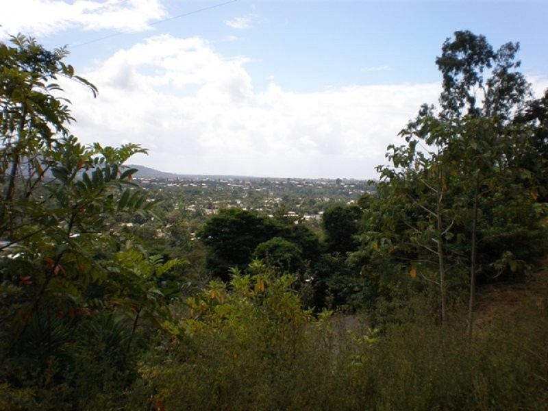 1 Gayundah Close, Earlville QLD 4870