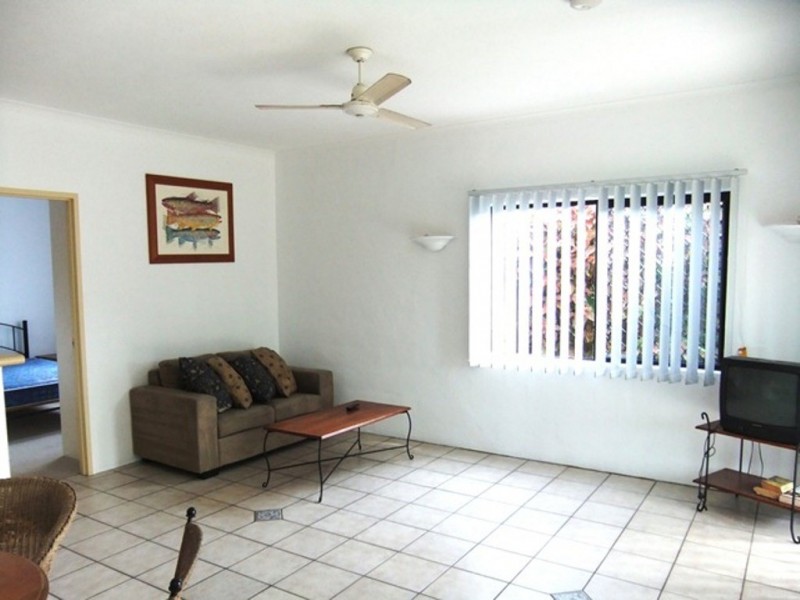 1/163 Buchan Street, Bungalow QLD 4870