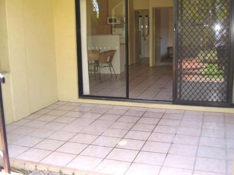 1/163 Buchan Street, Bungalow QLD 4870