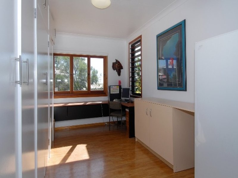 45-47 Koppen Terrace, Mooroobool QLD 4870