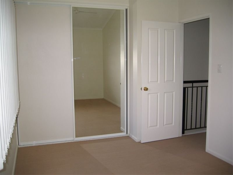 8/10 Digger Street, Cairns North QLD 4870