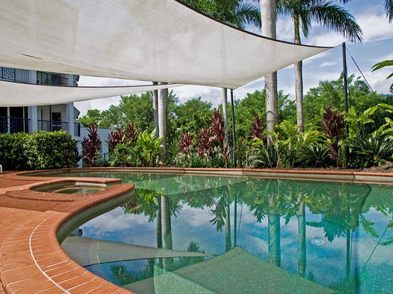 49/8 Munro Terrace, Mooroobool QLD 4870