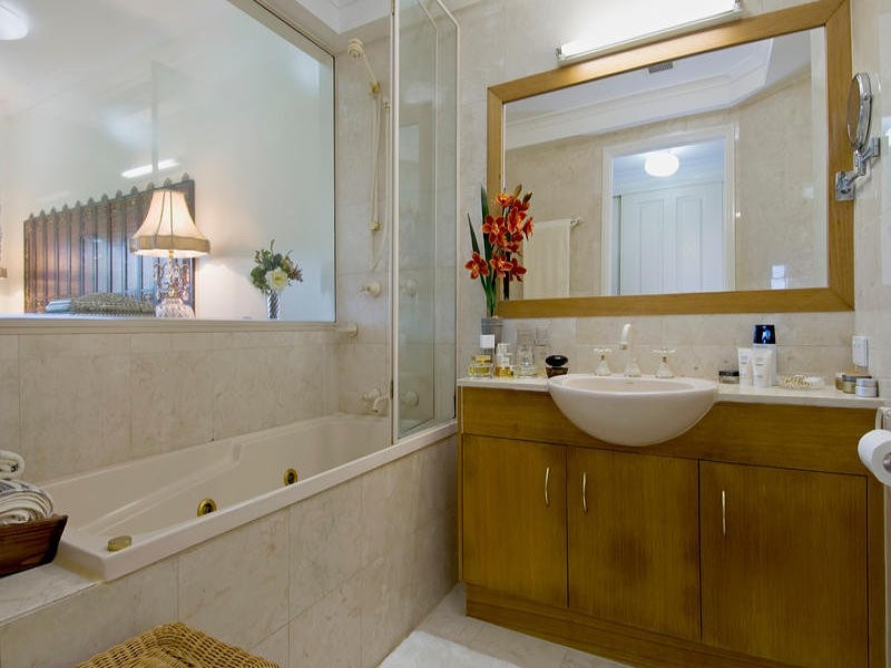 49/8 Munro Terrace, Mooroobool QLD 4870