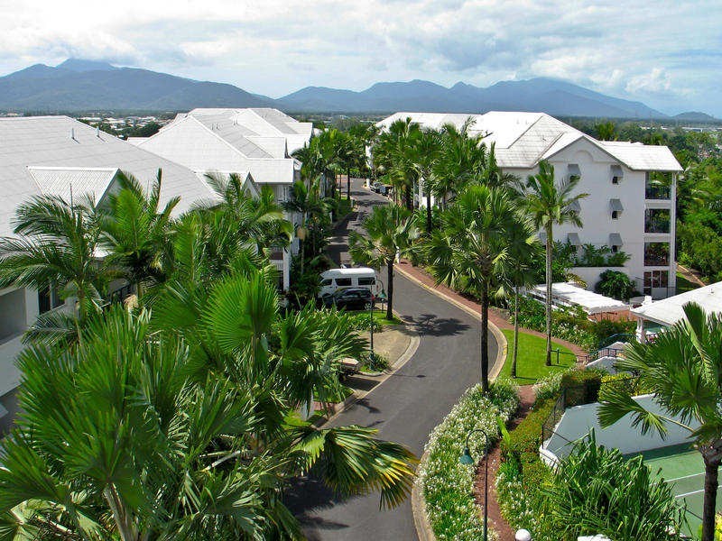 49/8 Munro Terrace, Mooroobool QLD 4870