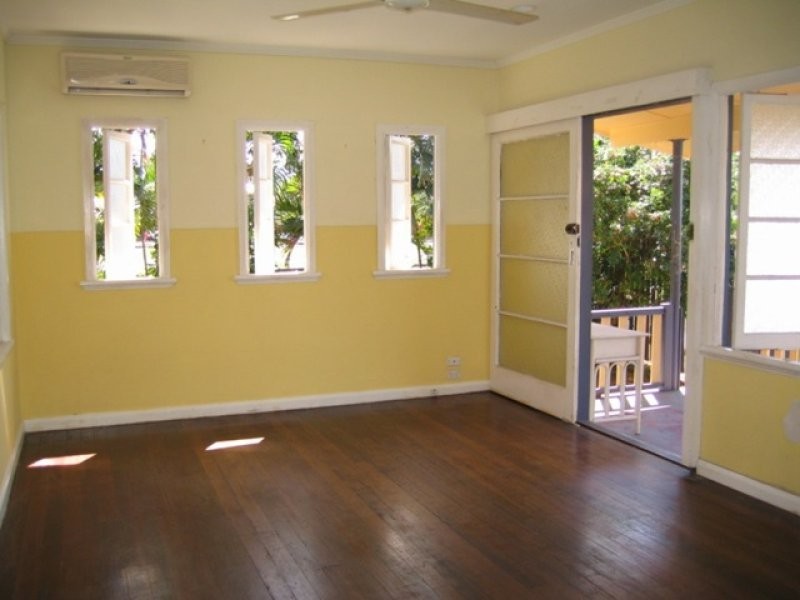 241 Little Spence Street, Bungalow QLD 4870